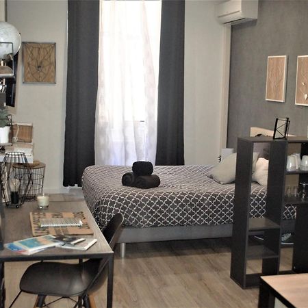 Appartement Studio industriel de Steenia Vieux port à Marseille Extérieur photo
